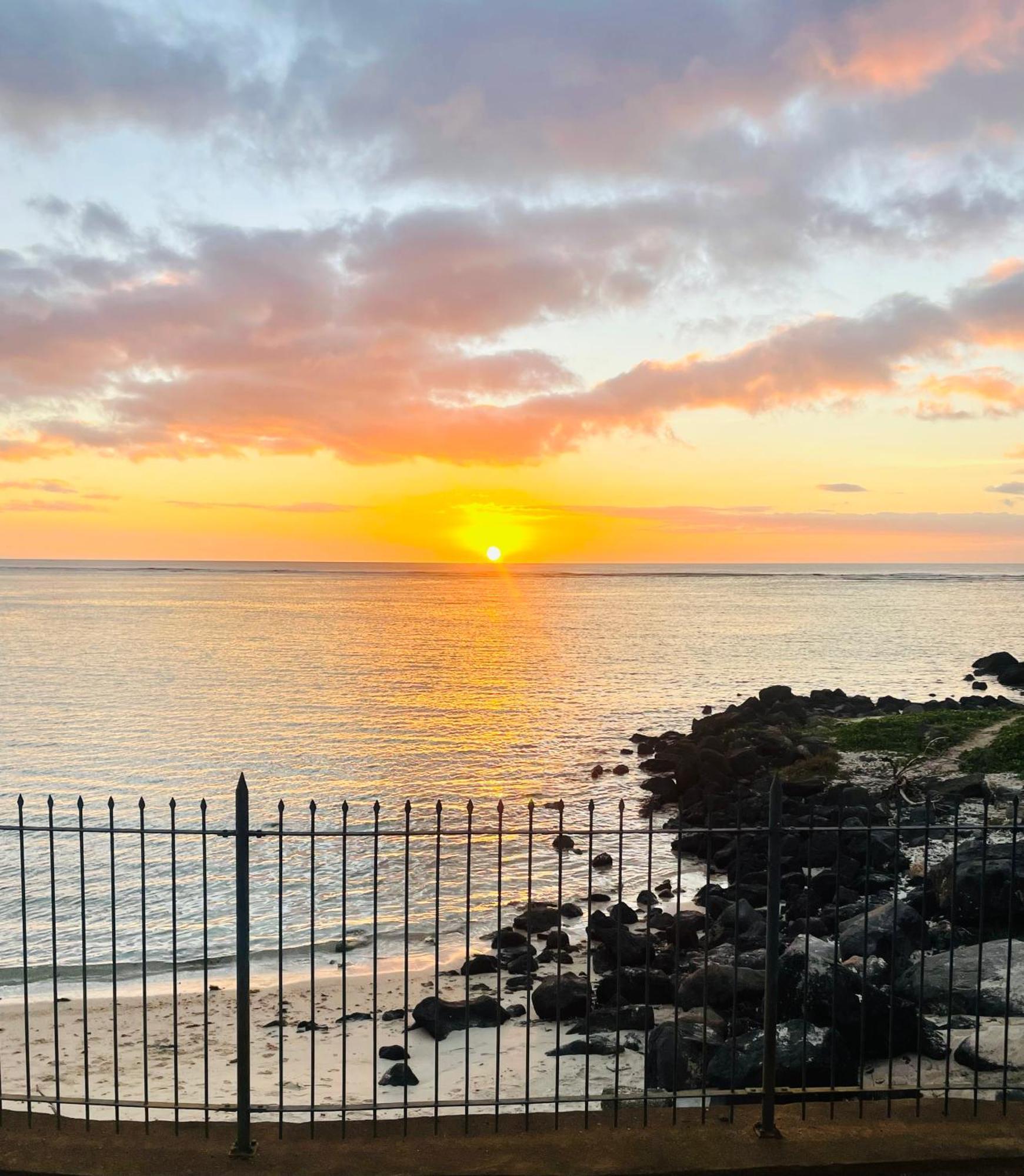 Sunset Paradise Albion Extérieur photo